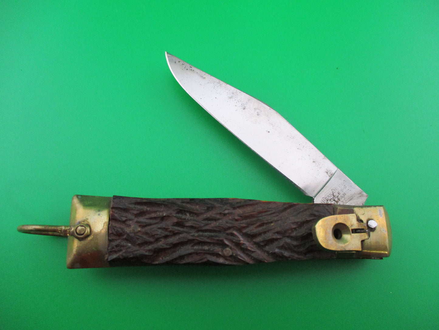 Murakami Japanese bone lever switchblade NOS in box