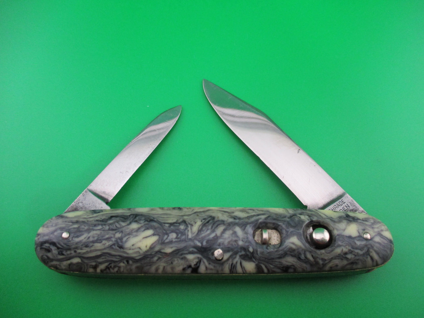 Schrade Walden #750 large 3 3/4" double Coffee & Cream switchblade