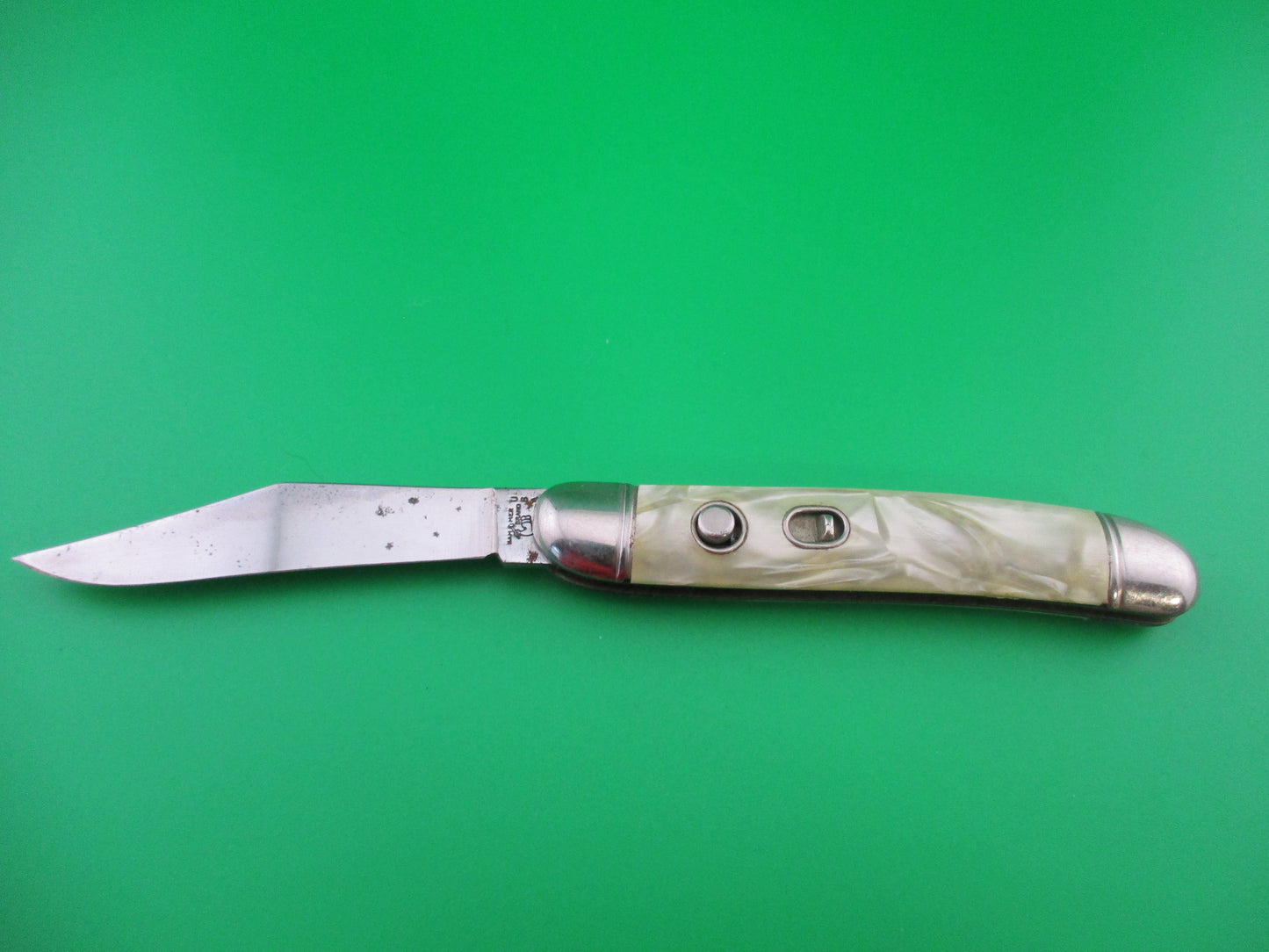 z Hammer Brand Imperial Serpentine Cracked Ice