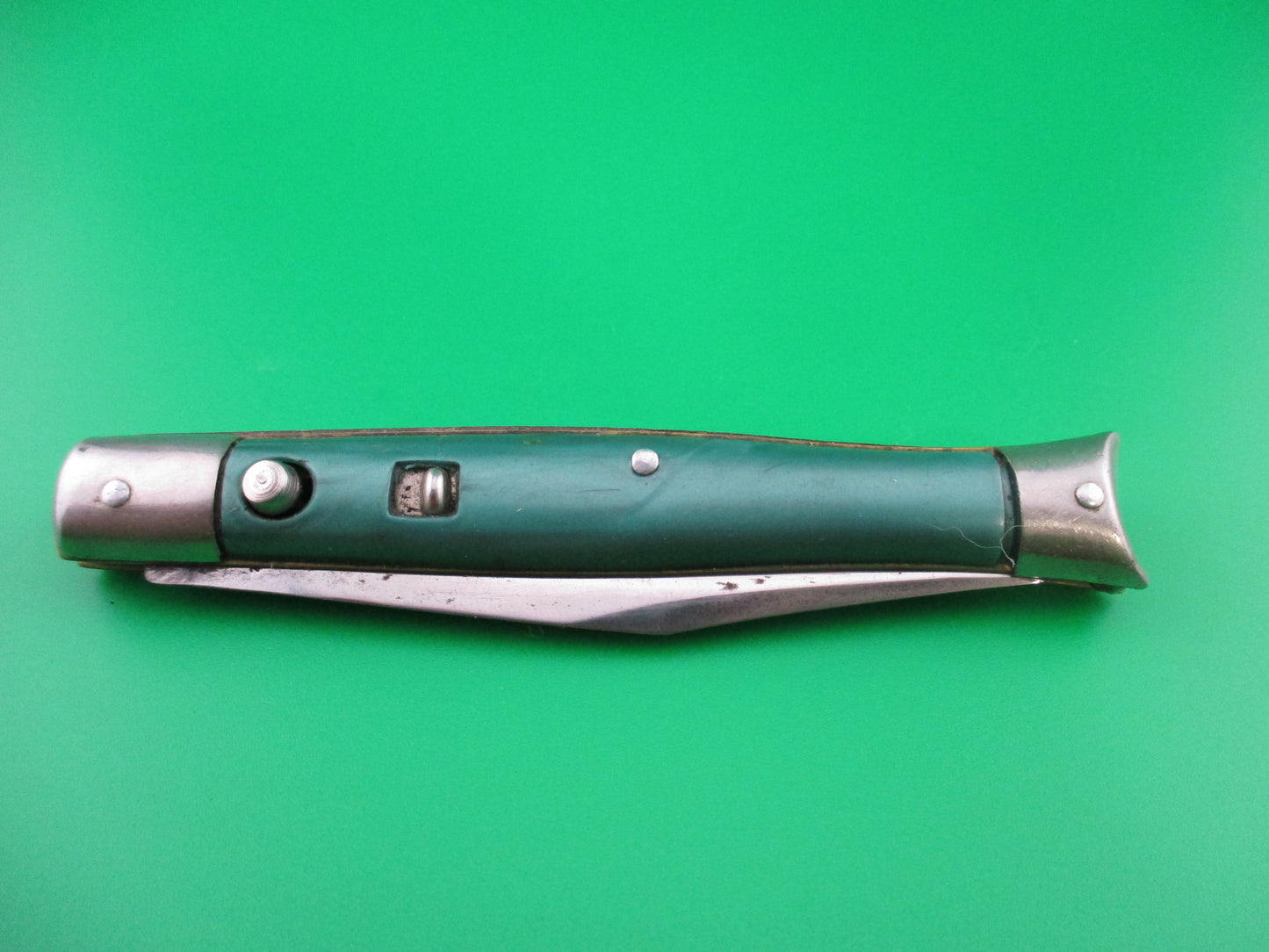 z Edgemaster Fishtail Green w Bolsters
