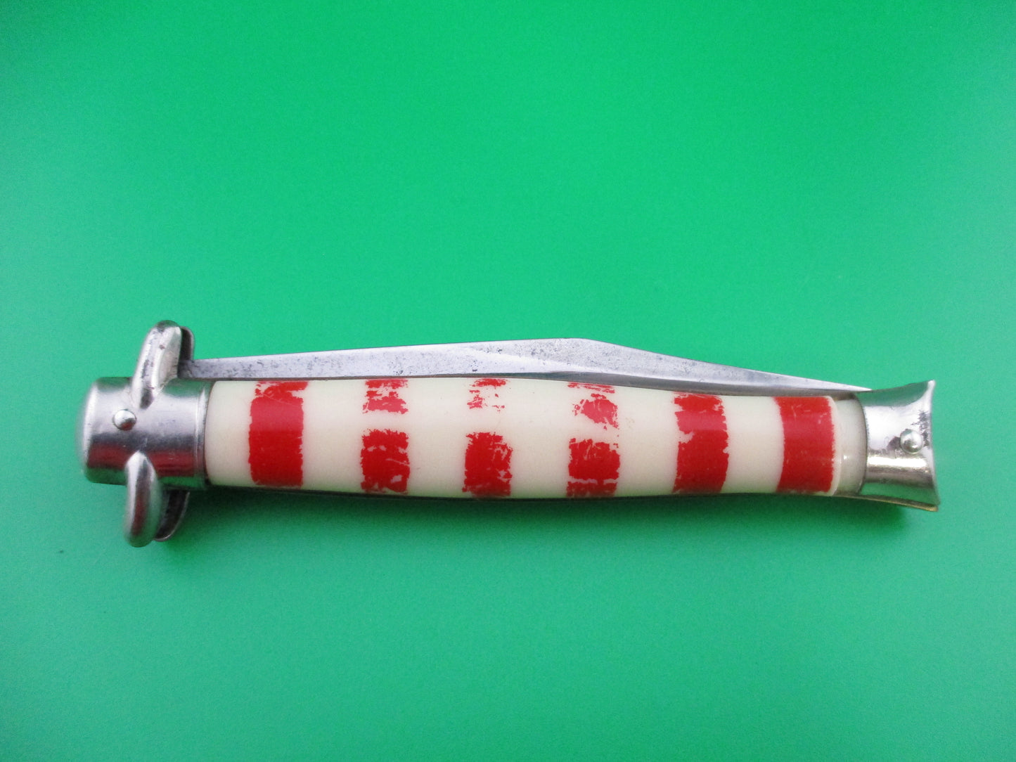 z Colonial SHUR-SNAP Barbershop bowtie switchblade