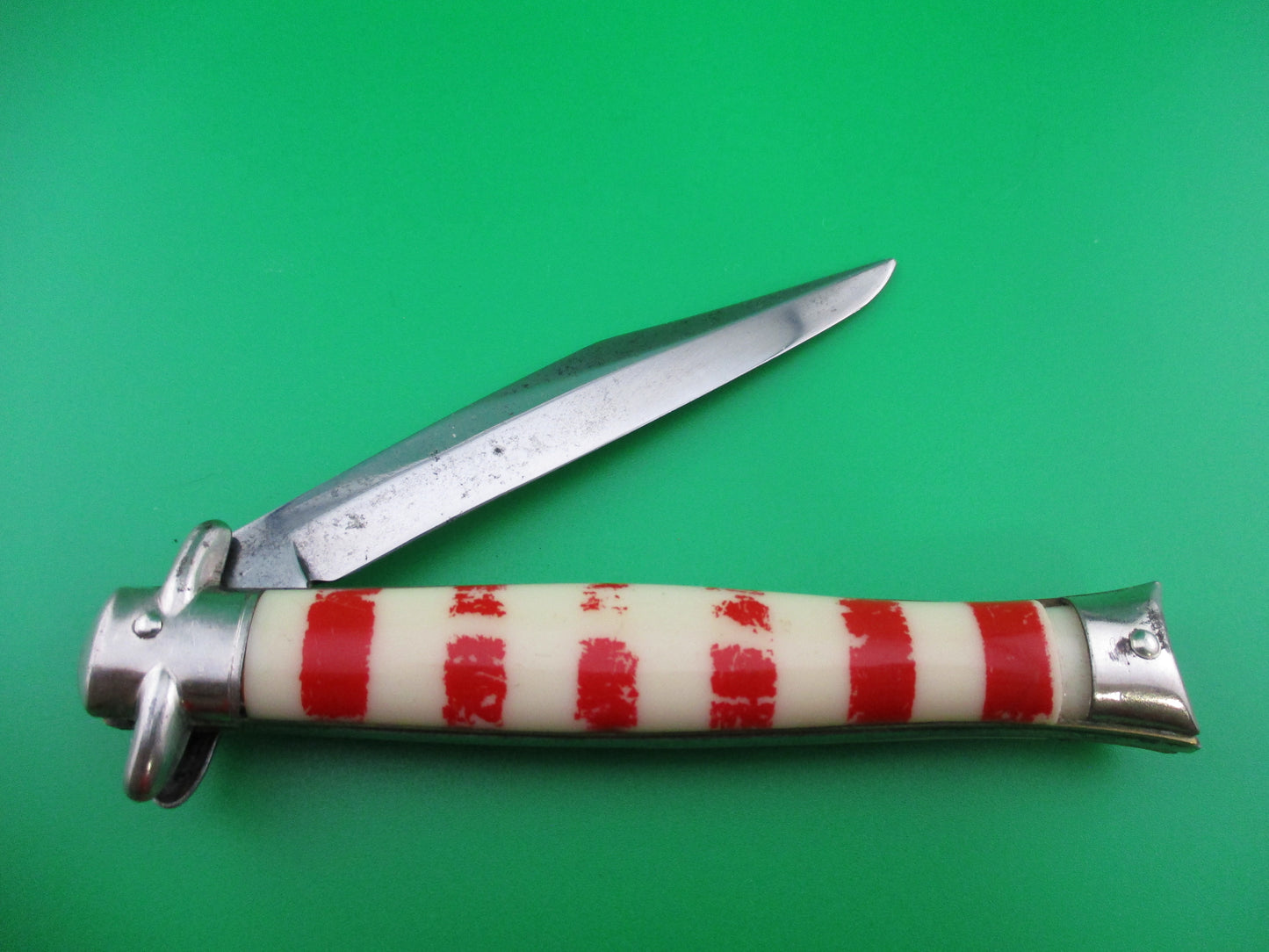z Colonial SHUR-SNAP Barbershop bowtie switchblade