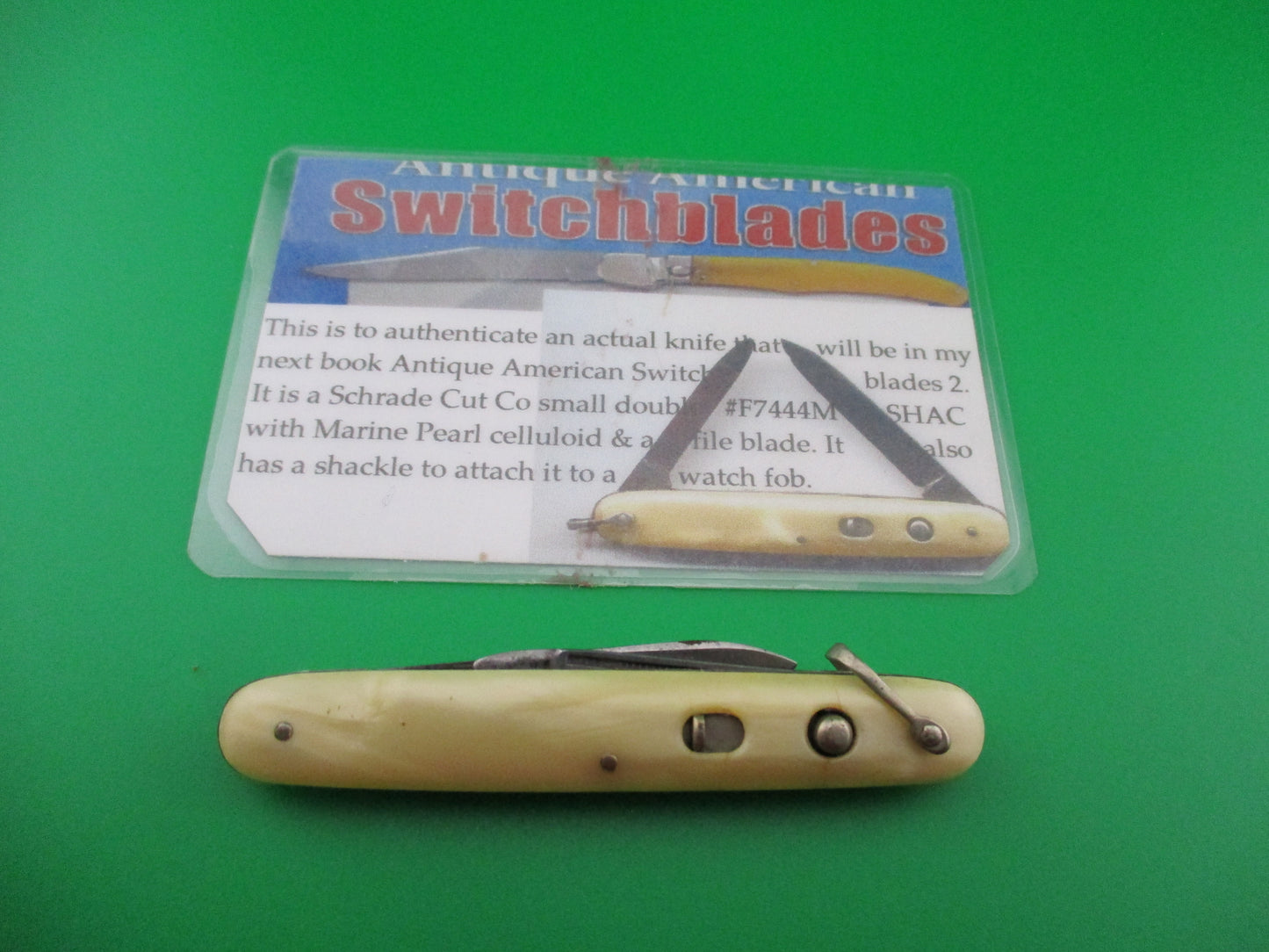 z Schrade Cut Co Marine Pearl small double w shackle & file blade