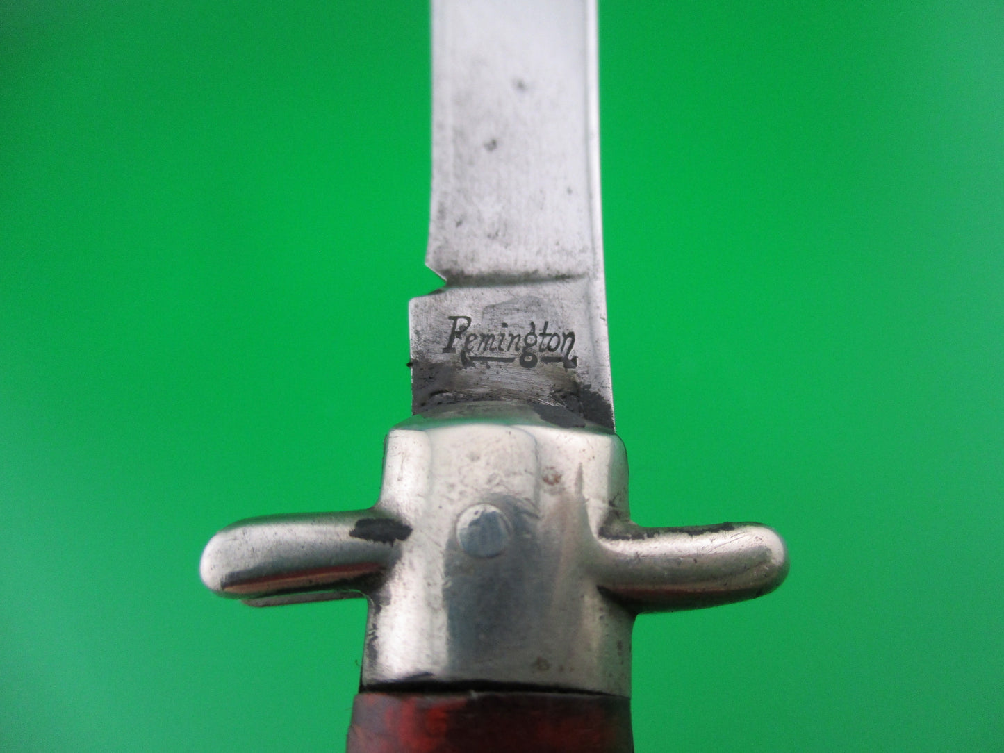 z Remington R645 Candystripe bowtie switchblade