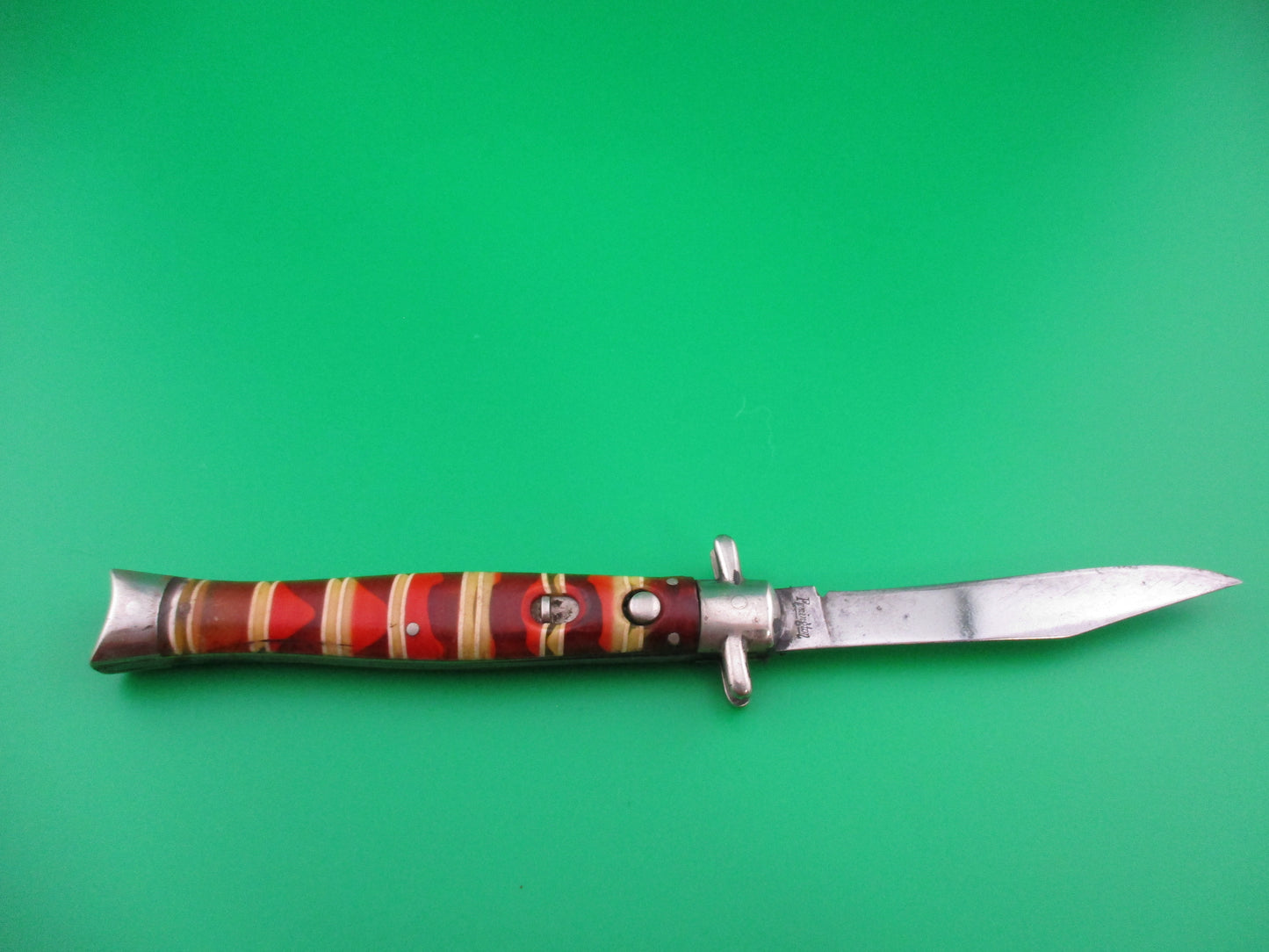z Remington R645 Candystripe bowtie switchblade