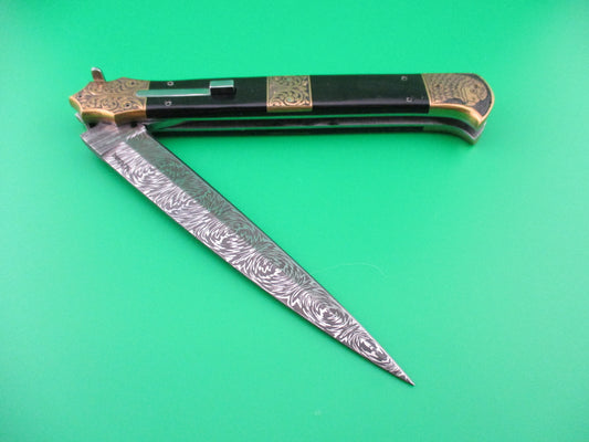 z Damascus Custom Eagle Engraved automatic knife