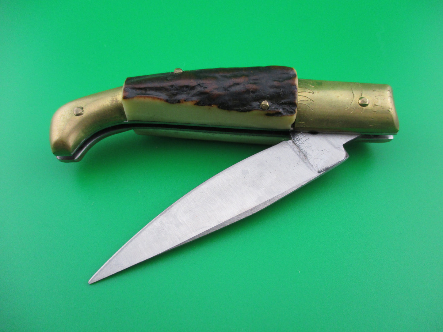 Jndiana Pattada 16cm Italian Stag Bird's Head switchblade knife