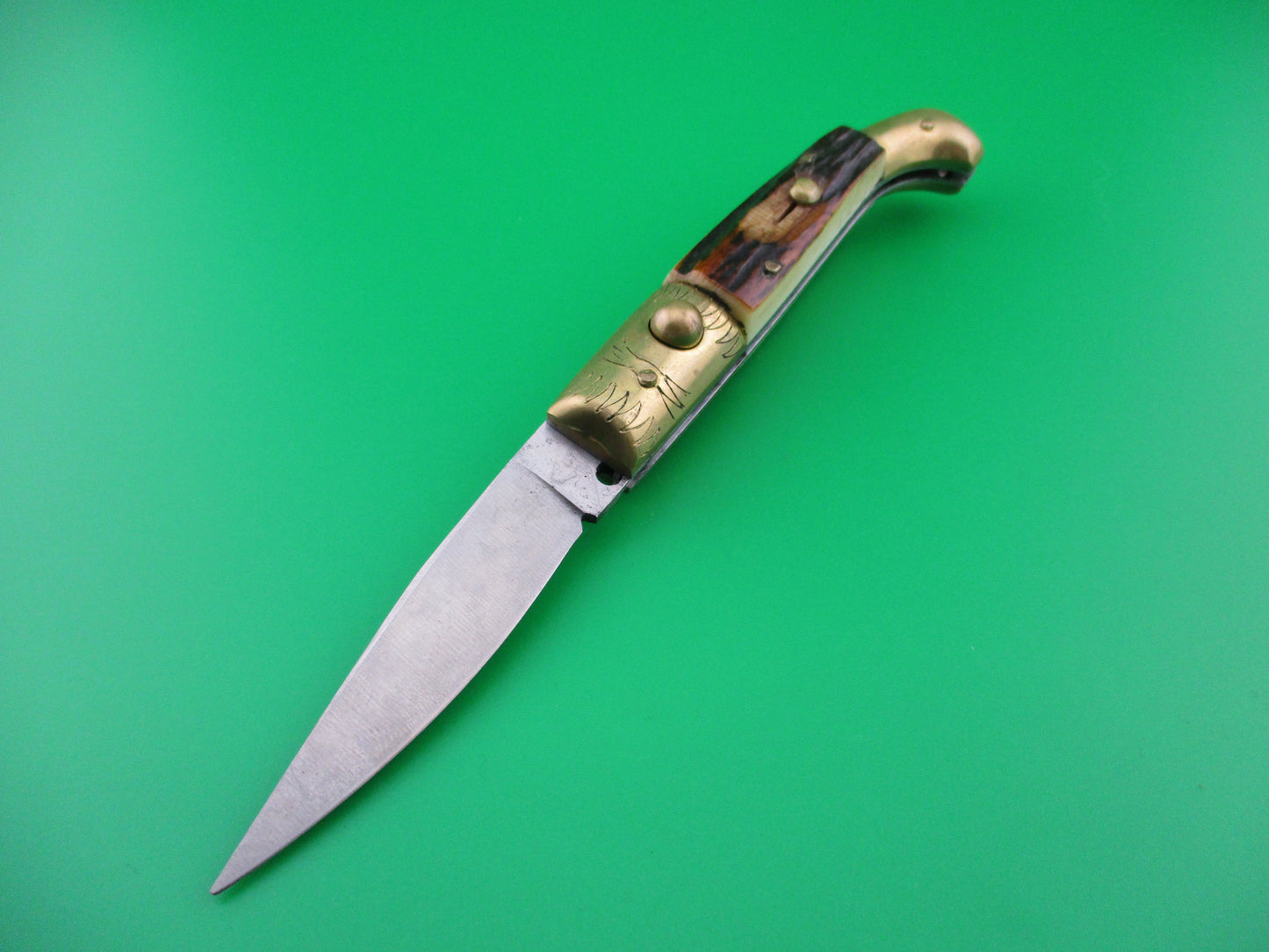Jndiana Pattada 16cm Italian Stag Bird's Head switchblade knife