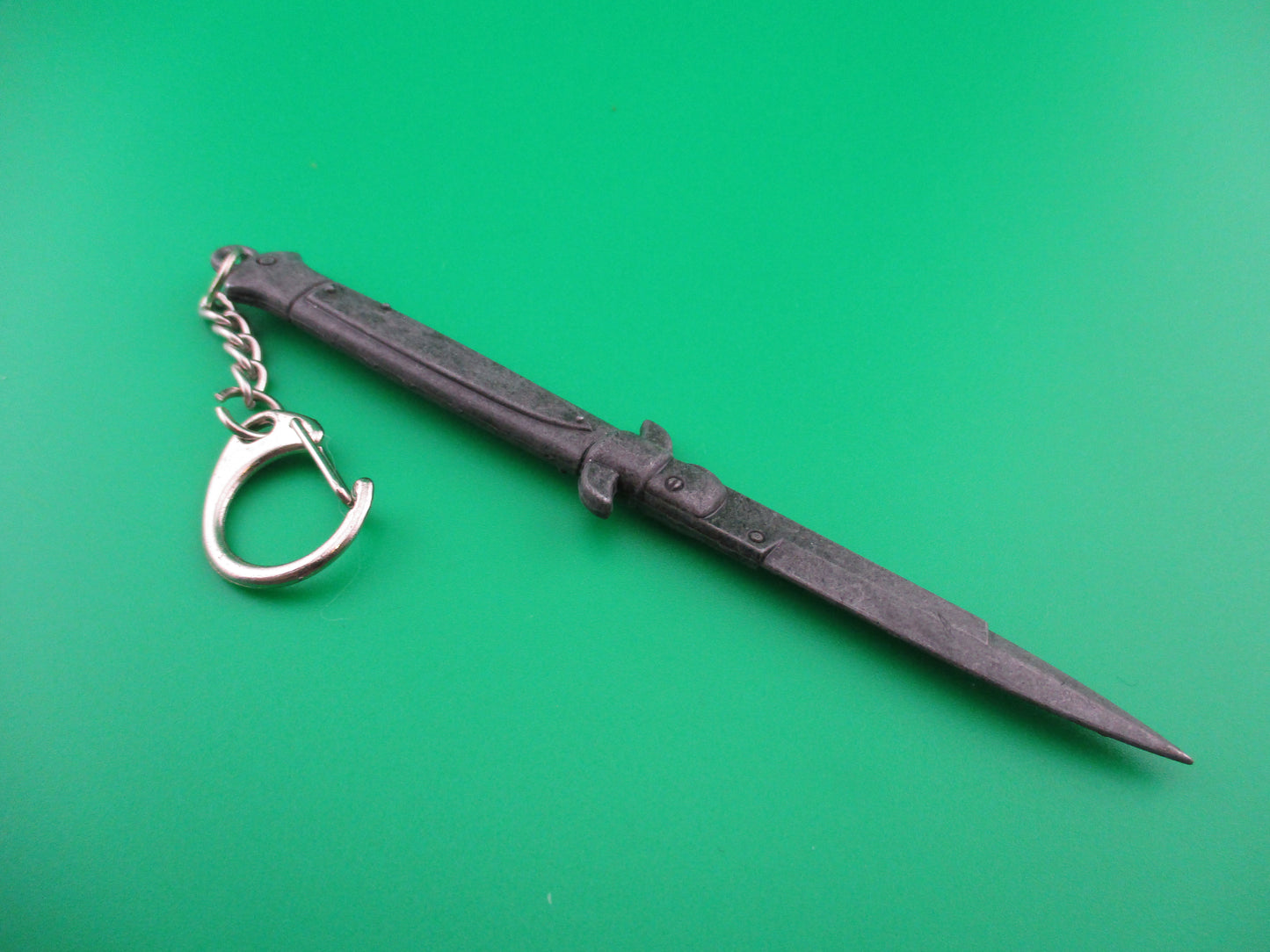 z Pewter Switchblade Italian stiletto keychain
