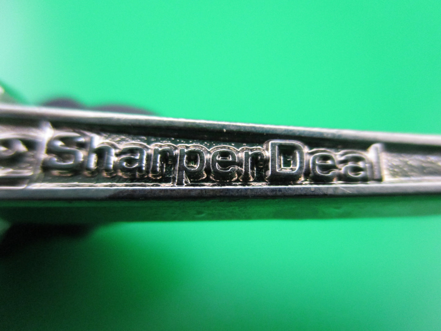 z Sharperdeal Stiletto Switchblade Hat Pin