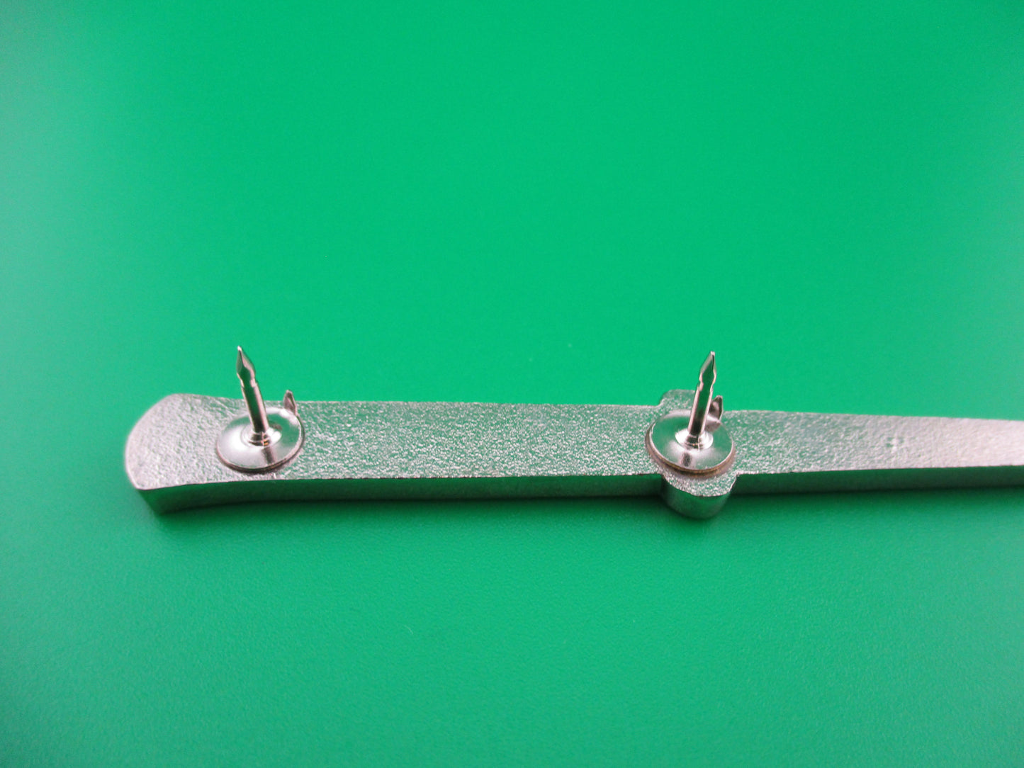 z Sharperdeal Stiletto Switchblade Hat Pin