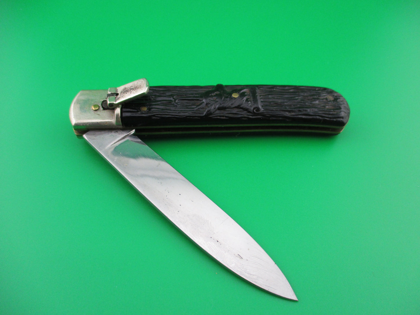 Spanish IHER INOX Lever Antelope automatic knife