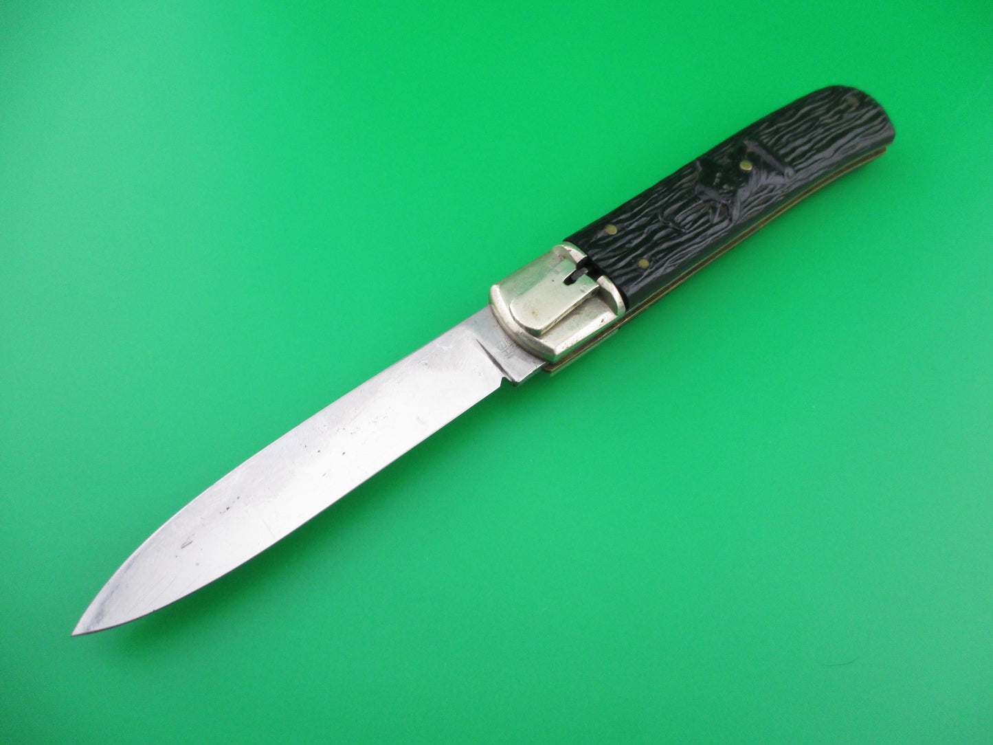 Spanish IHER INOX Lever Antelope automatic knife