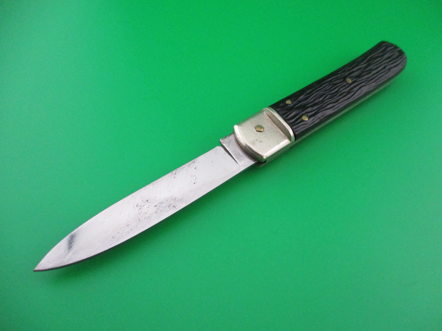 Spanish IHER INOX Lever Antelope automatic knife