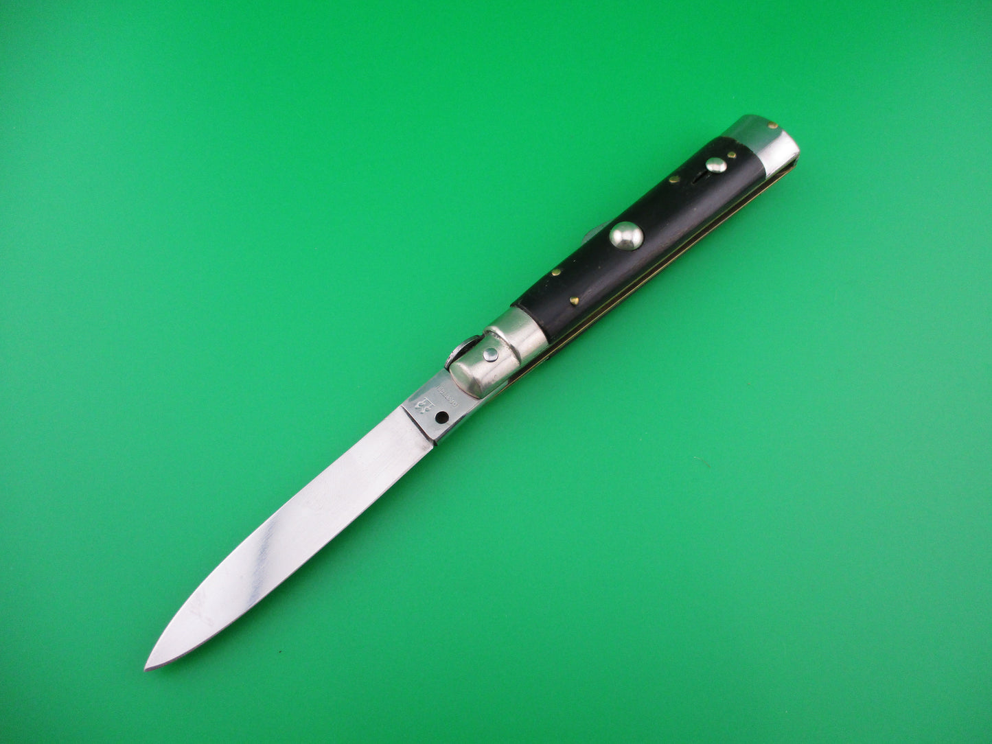 z Kissing Crane Italian 20cm Humpback automatic knife