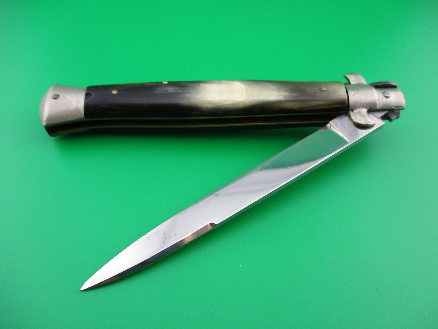 z INOX 28cm Italian Transitional 1960s vintage swivel bolster stiletto switchblade