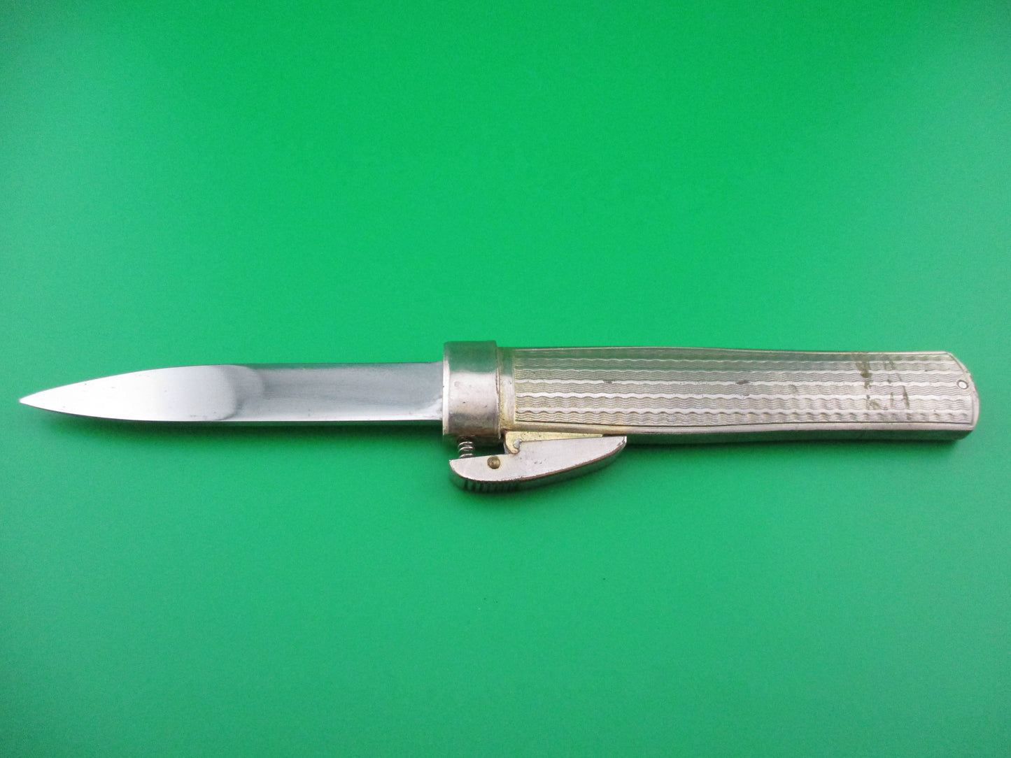 z Sterile 19cm Vintage Gravity Knife Nickel Silver OTF