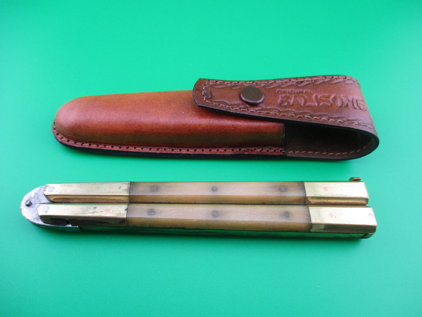 z Gutman Cutlery Co Balisong Butterfly knife in original wooden box!