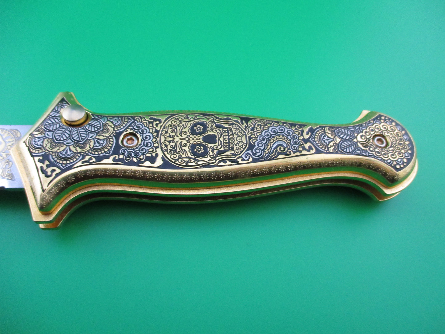 AGA CAMPOLIN GOLD AURY 1 of 20 Dia de la Muertos automatic knife