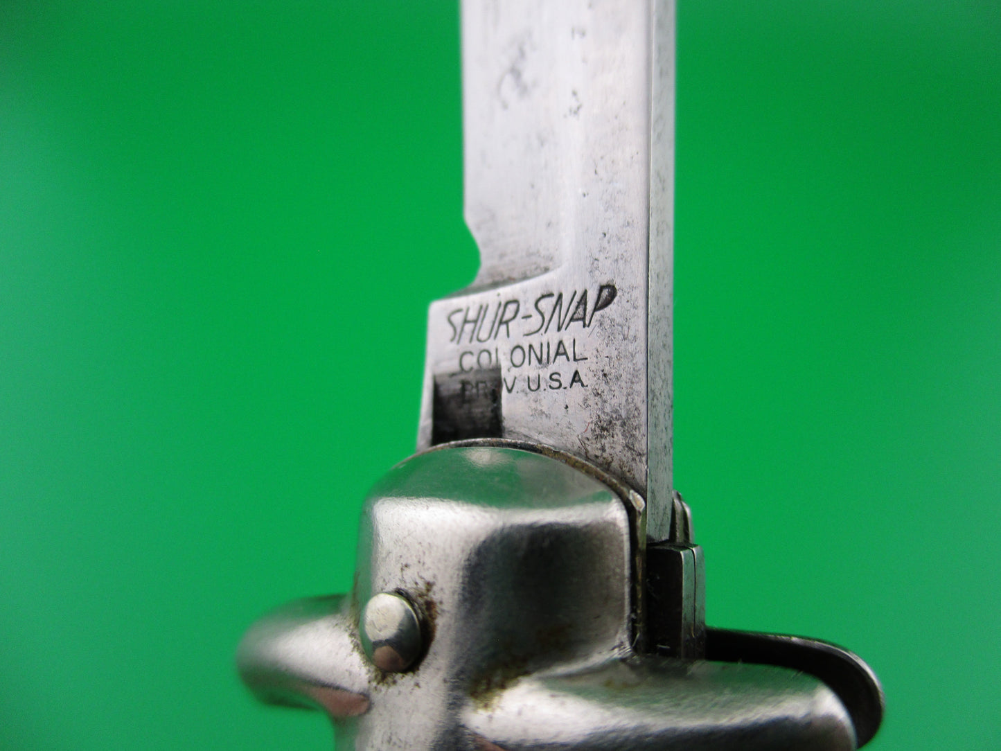 z Colonial SHUR SNAP Bowtie White Vintage switchblade
