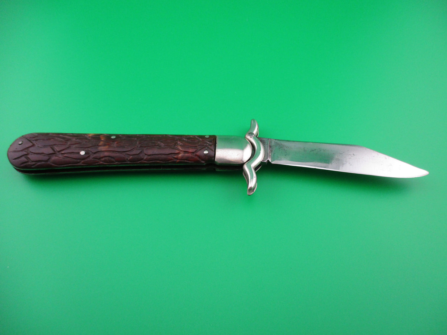 z PRESTO Vintage Lazy W folding guards Wormgroove switchblade