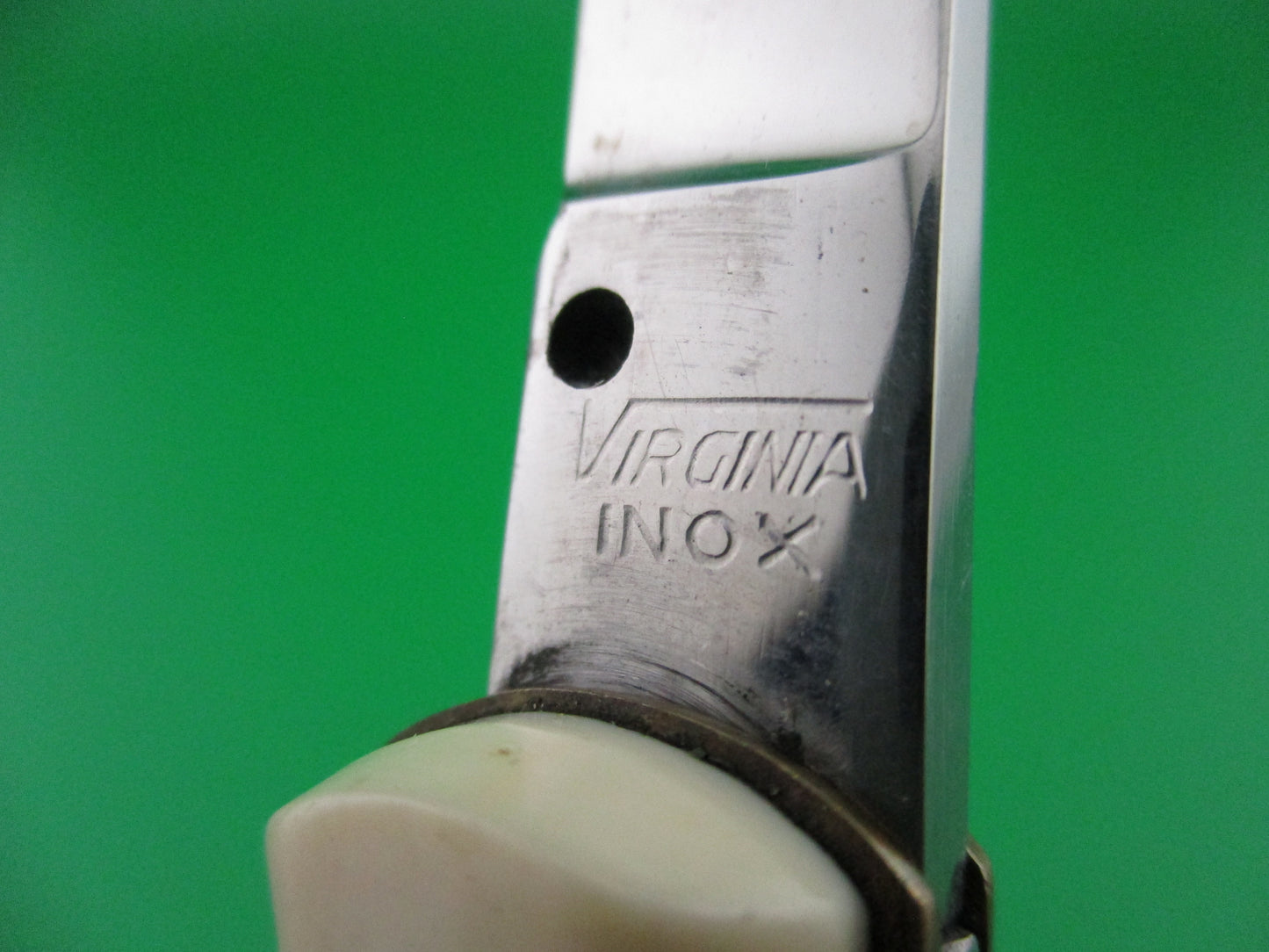 z VIRGINIA INOX 24cm Ackermannchen style White Vintage Italian Switchblade