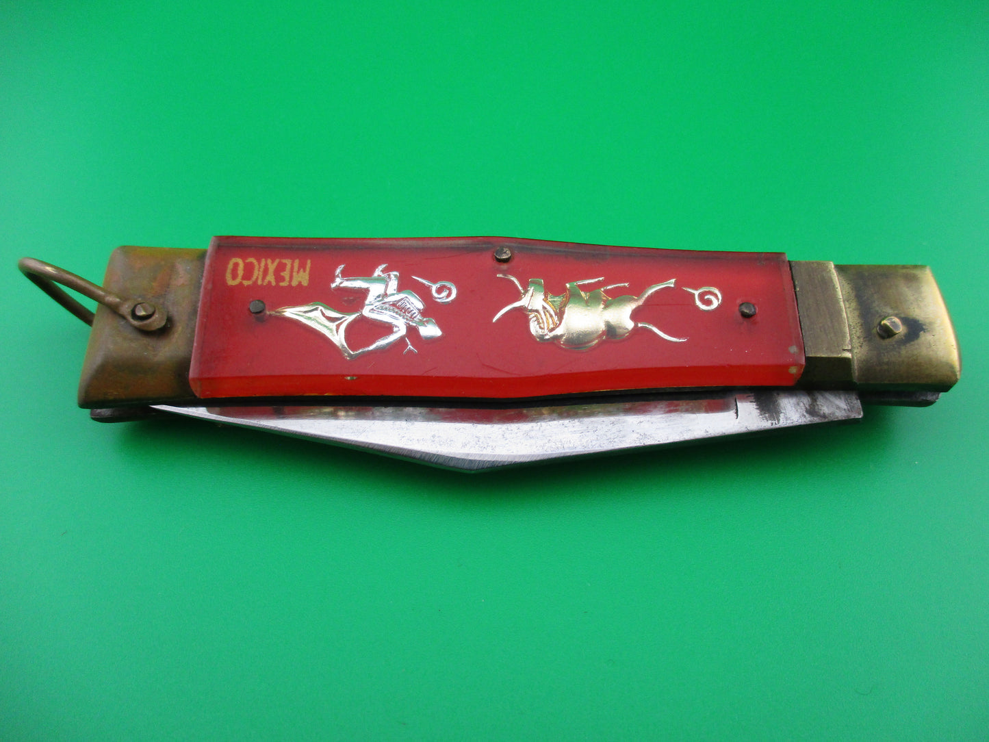 z CARBON STEEL Bullfighter 19cm Red Gold Vintage Mexican Souvenir lever switchblade knife