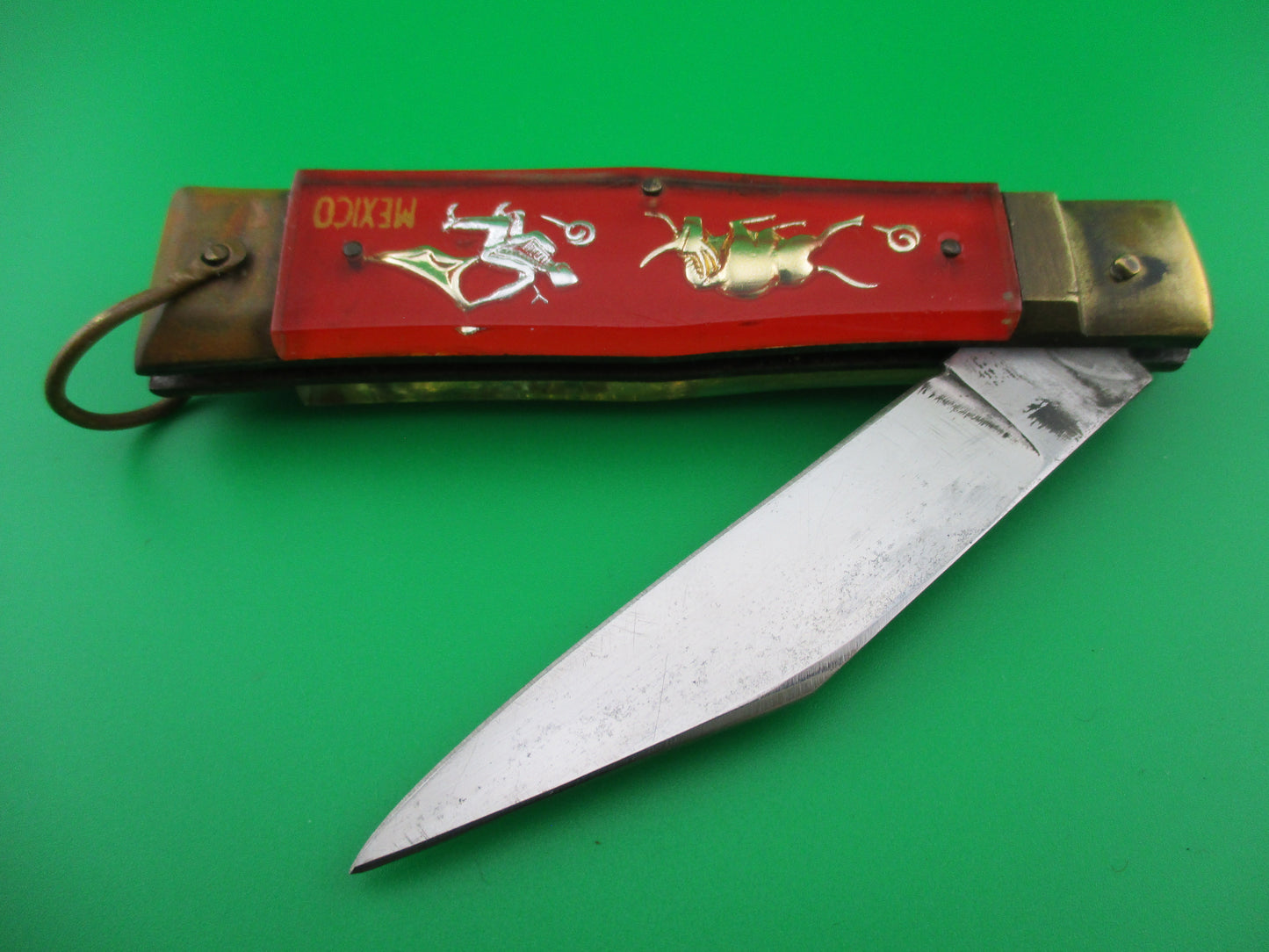 z CARBON STEEL Bullfighter 19cm Red Gold Vintage Mexican Souvenir lever switchblade knife