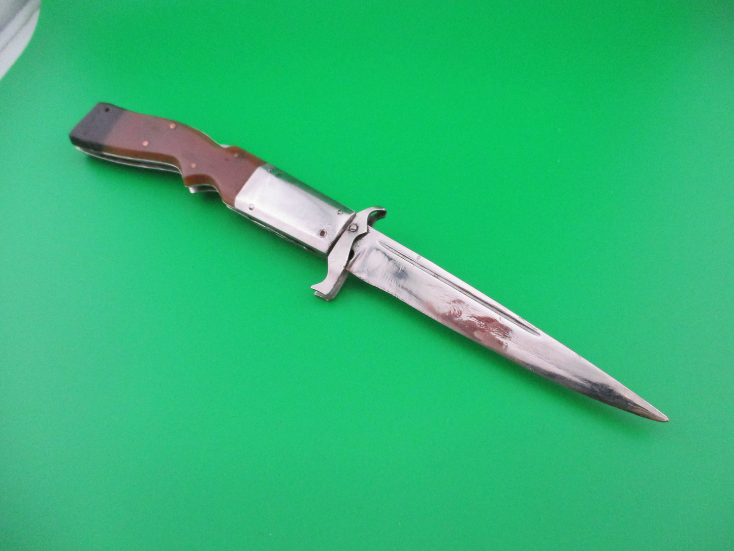 RPK 23cm Russian Prison Knife Vintage Gunstock Swing Guard switchblade