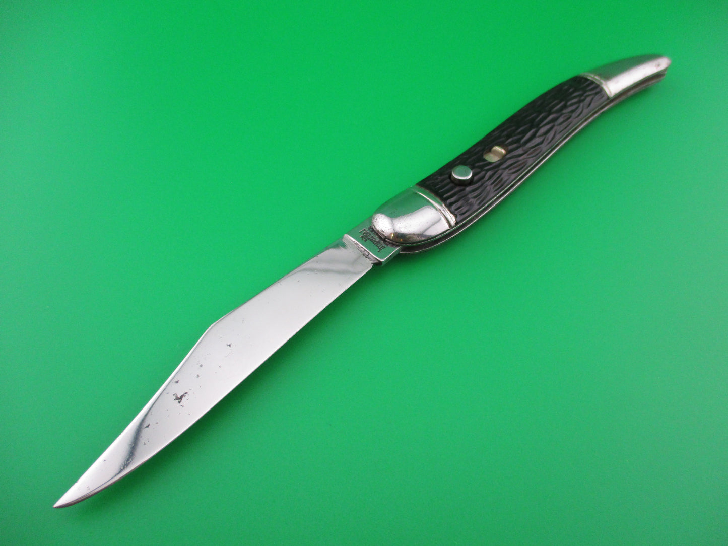 z Imperial 1950s vintage Toothpick Black Imitation jigged bone switchblade