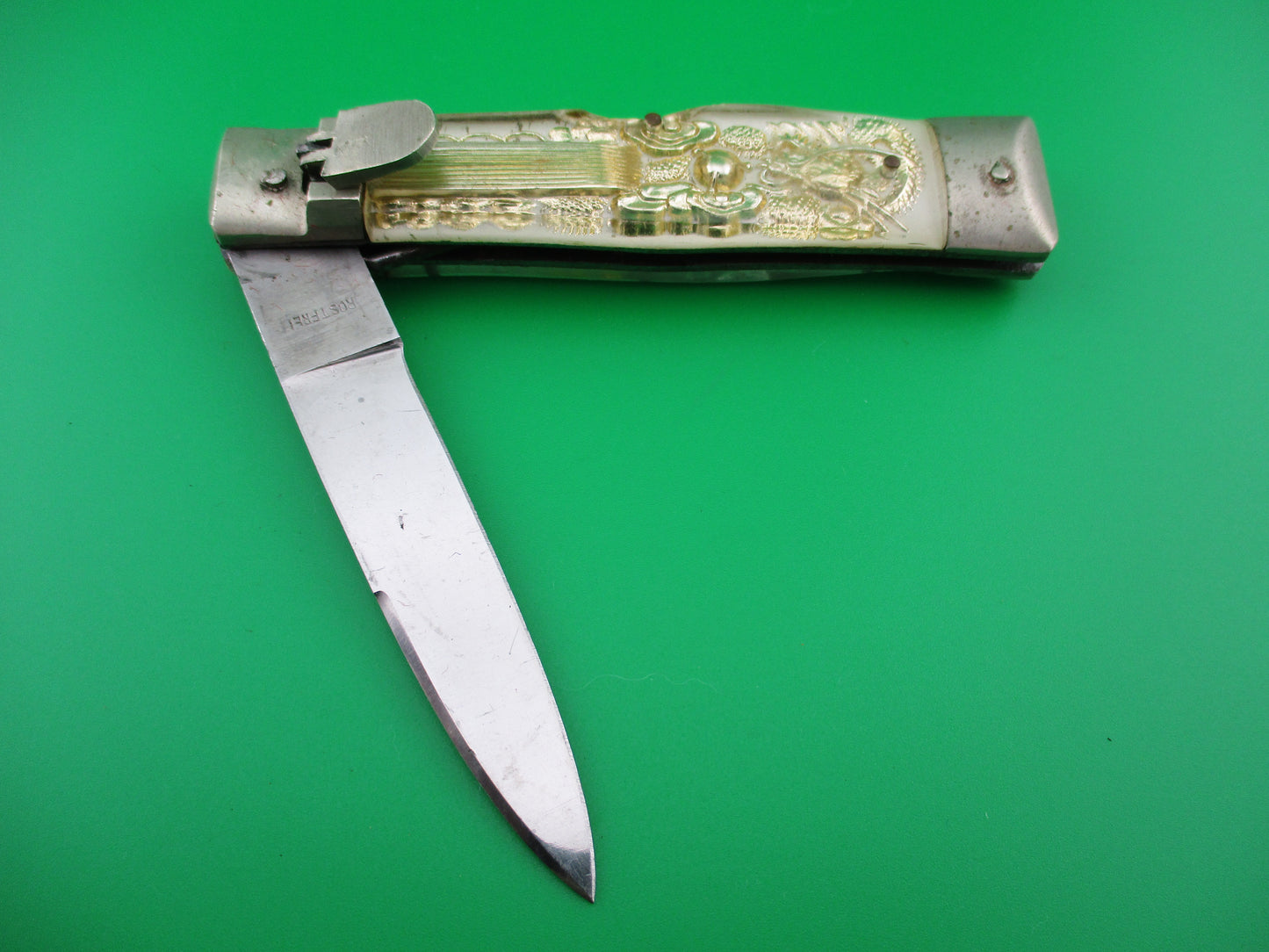 Rostfrei Bullfighter Dragon 19cm White Vintage Japanese Lever switchblade