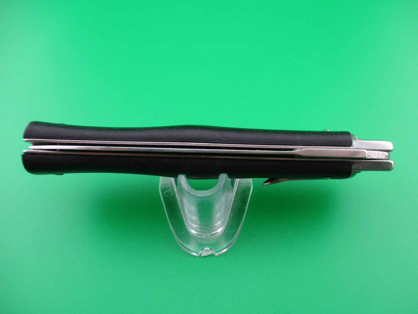z MIKOV STAINLESS Model 241 Predator automatic knife