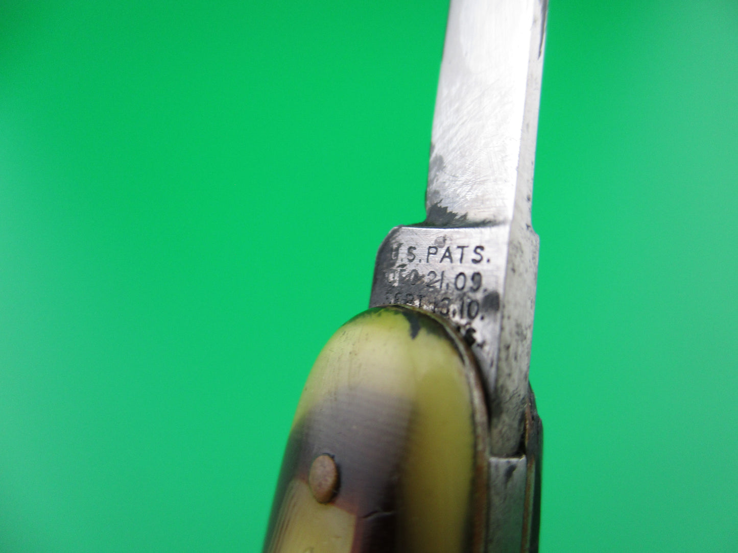 z Schrade Cut Co small double Butter & Molasses cell switchblade knife