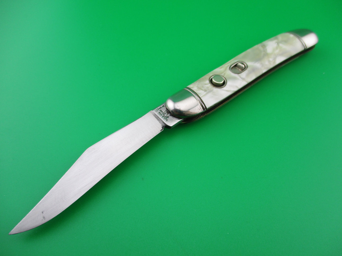 z Hammer Brand Imperial Utility Jack Cracked Ice switchblade
