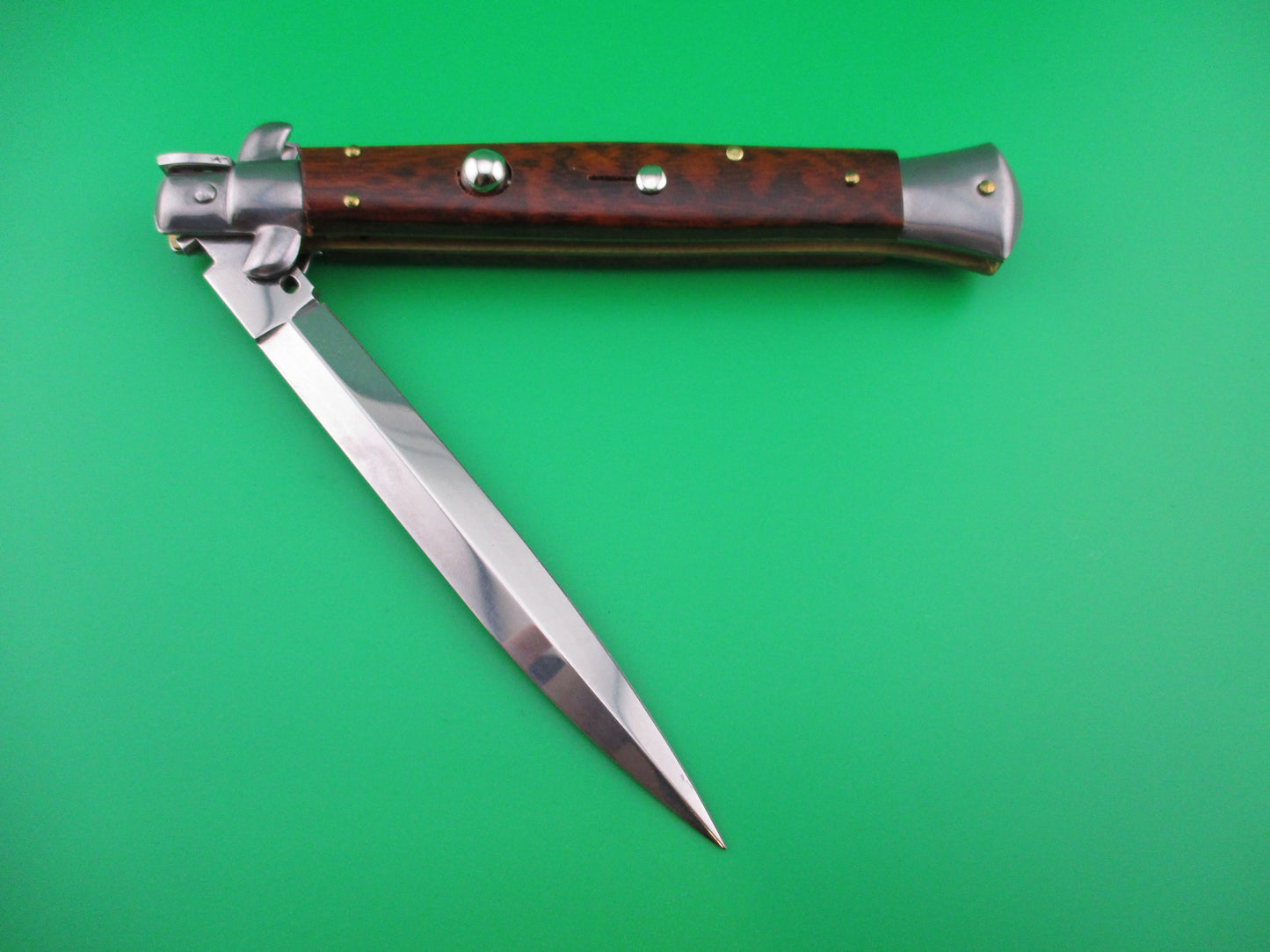 z Frank B 28cm Swivel bolster Snakewood Stiletto switchblade