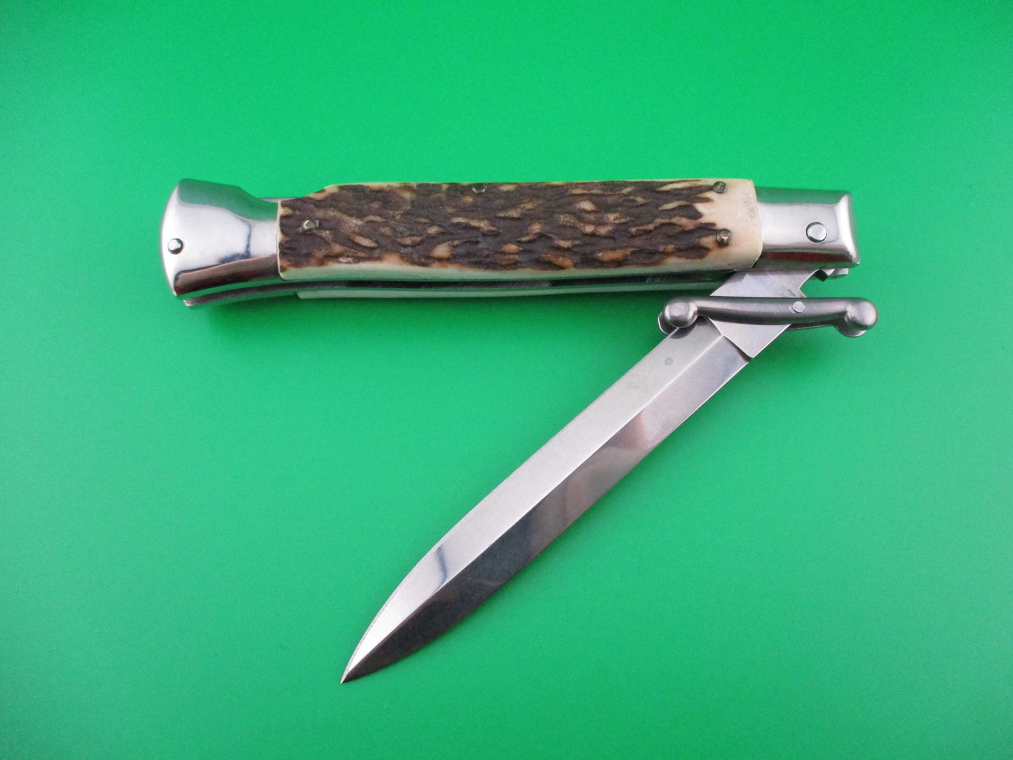 z AKC ITALY 23cm Dagger Grind Stag Swing Guard lockback automatic knife