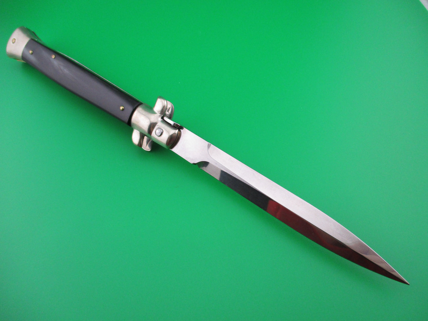 z LATAMA WALT'S 28cm Classic Brazilian Horn Dagger Grind switchblade knife