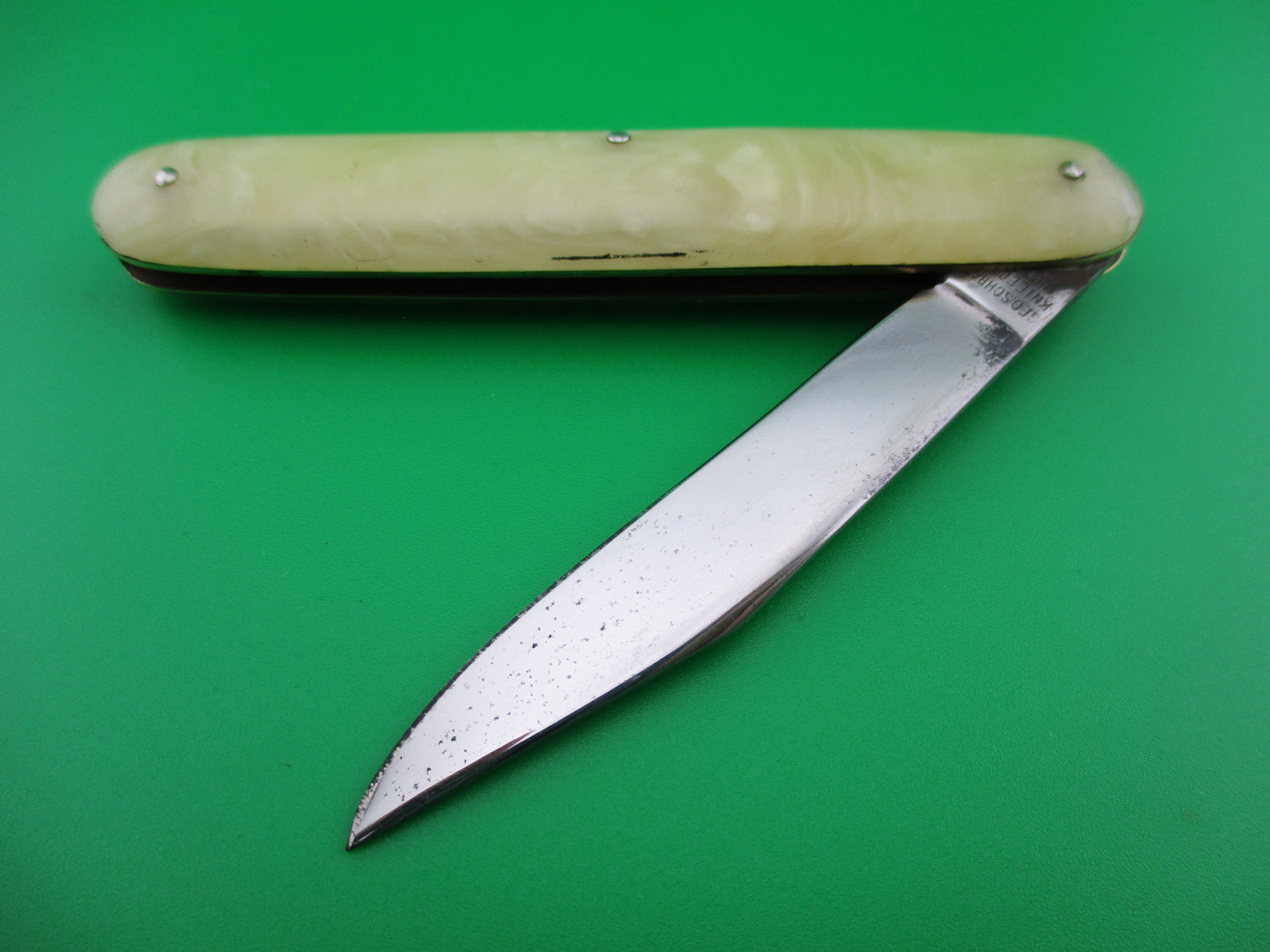 z PRESTO Cigar Jack Onyx celluloid single blade automatic knife