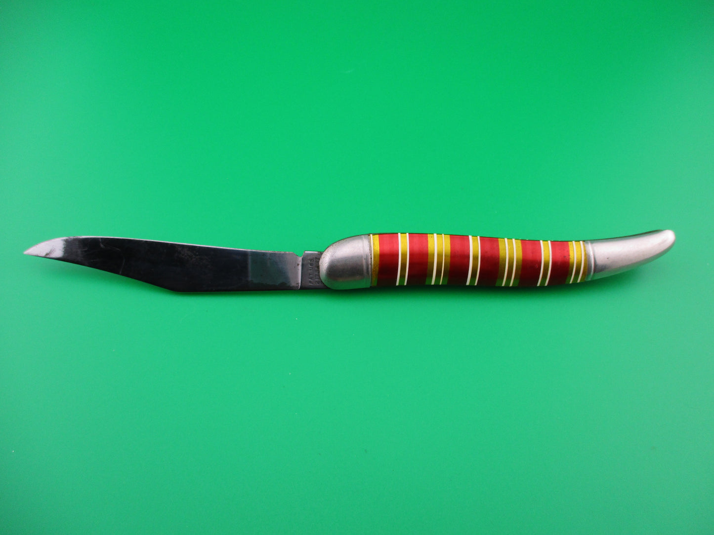 z IMPERIAL Toothpick Candystripe Vintage switchblade knife