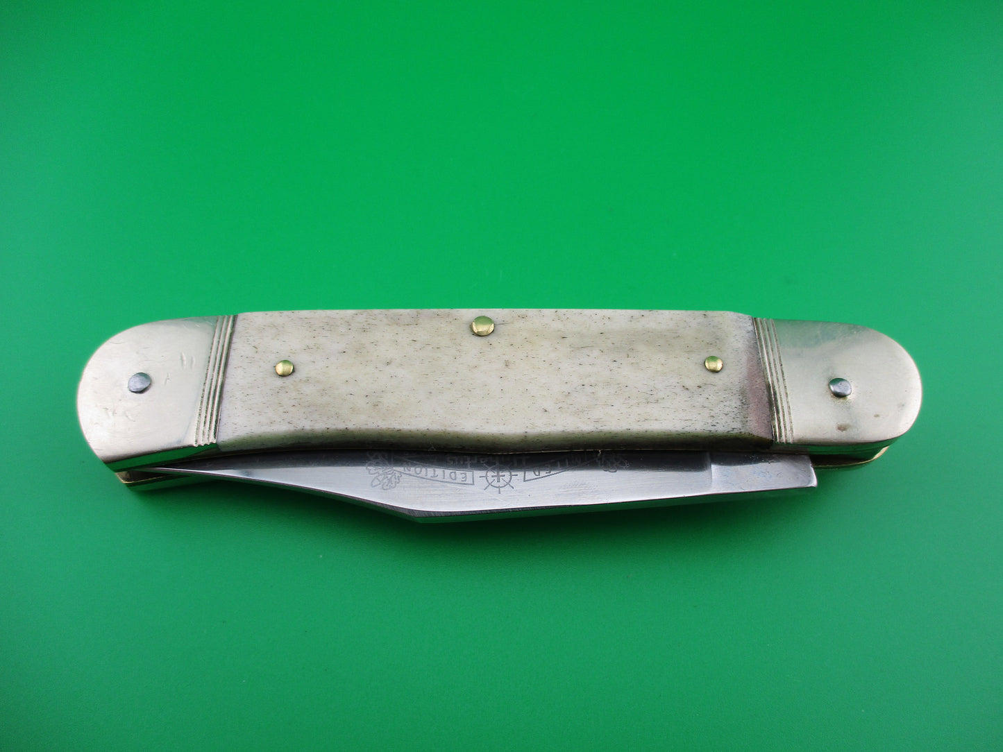 HUBERTUS CARPE DIEM Stag lever Limited Edition 1 of 100 automatic knife