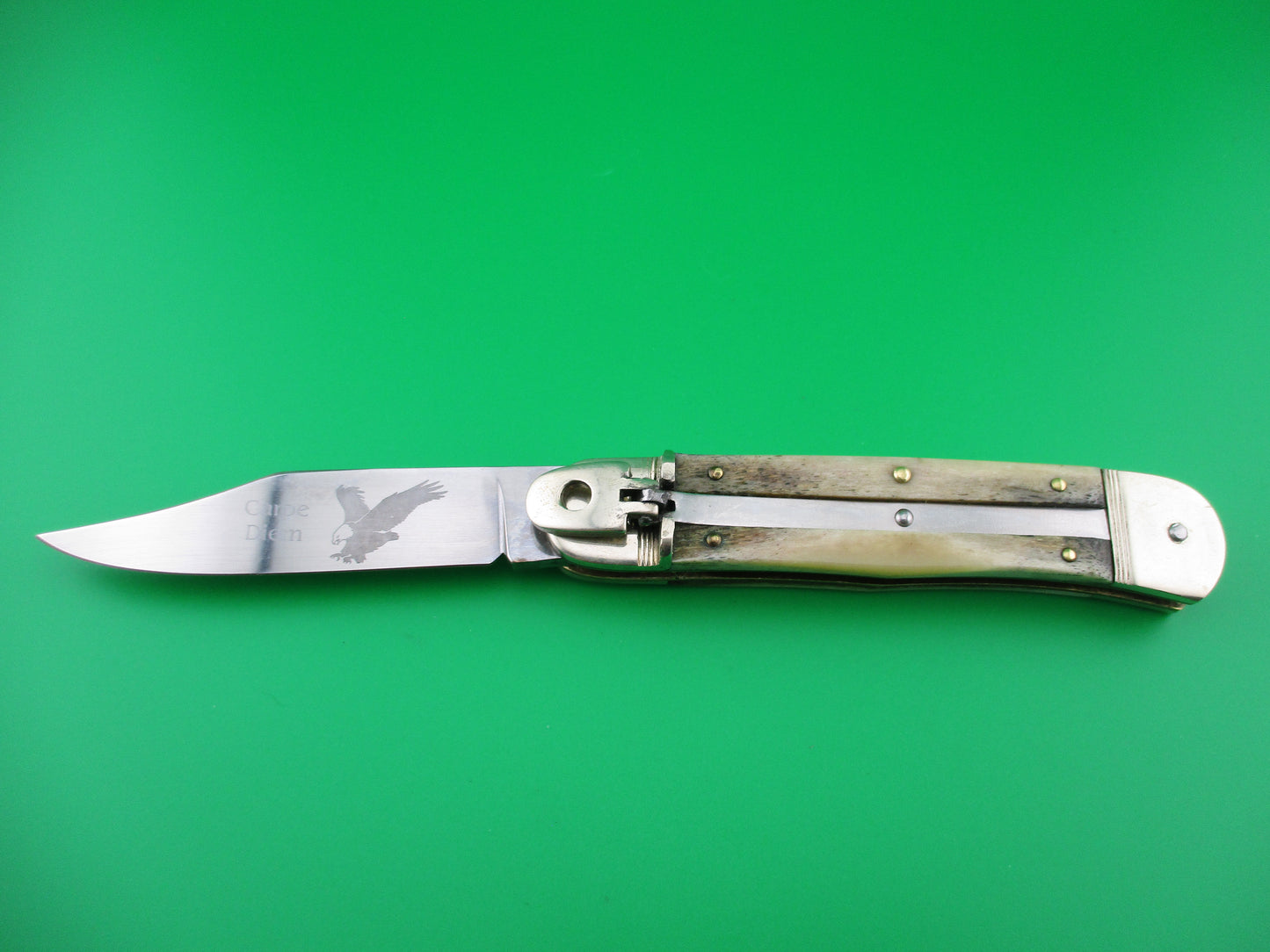 HUBERTUS CARPE DIEM Stag lever Limited Edition 1 of 100 automatic knife