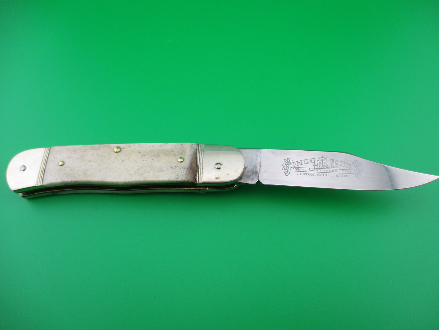 HUBERTUS CARPE DIEM Stag lever Limited Edition 1 of 100 automatic knife