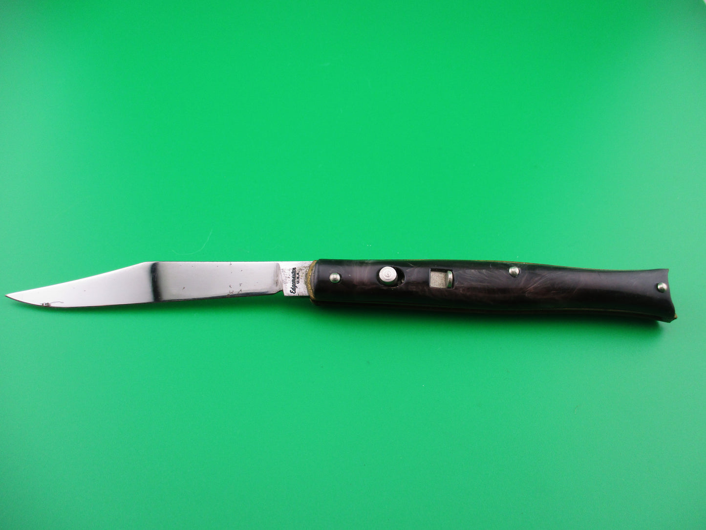z Edgemaster Fishtail Dark Swirl 1950s switchblade knife
