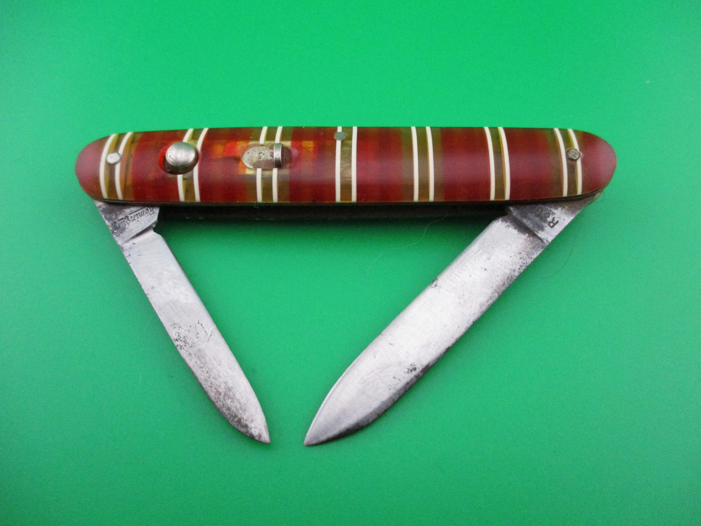 REMINGTON R8065 Candystripe double automatic knife Etched
