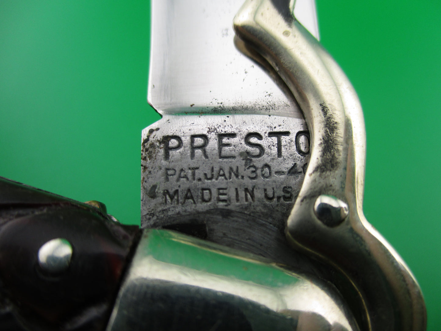 PRESTO Lazy W Folding Guard Hunter Wormgroove switchblade knife