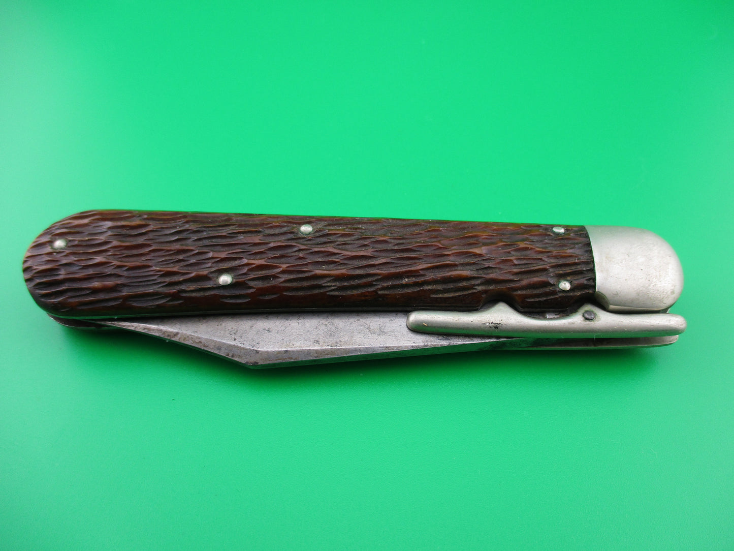 z SCHRADE CUT CO Hunter's Pride Folding Guard Bone Automatic knife