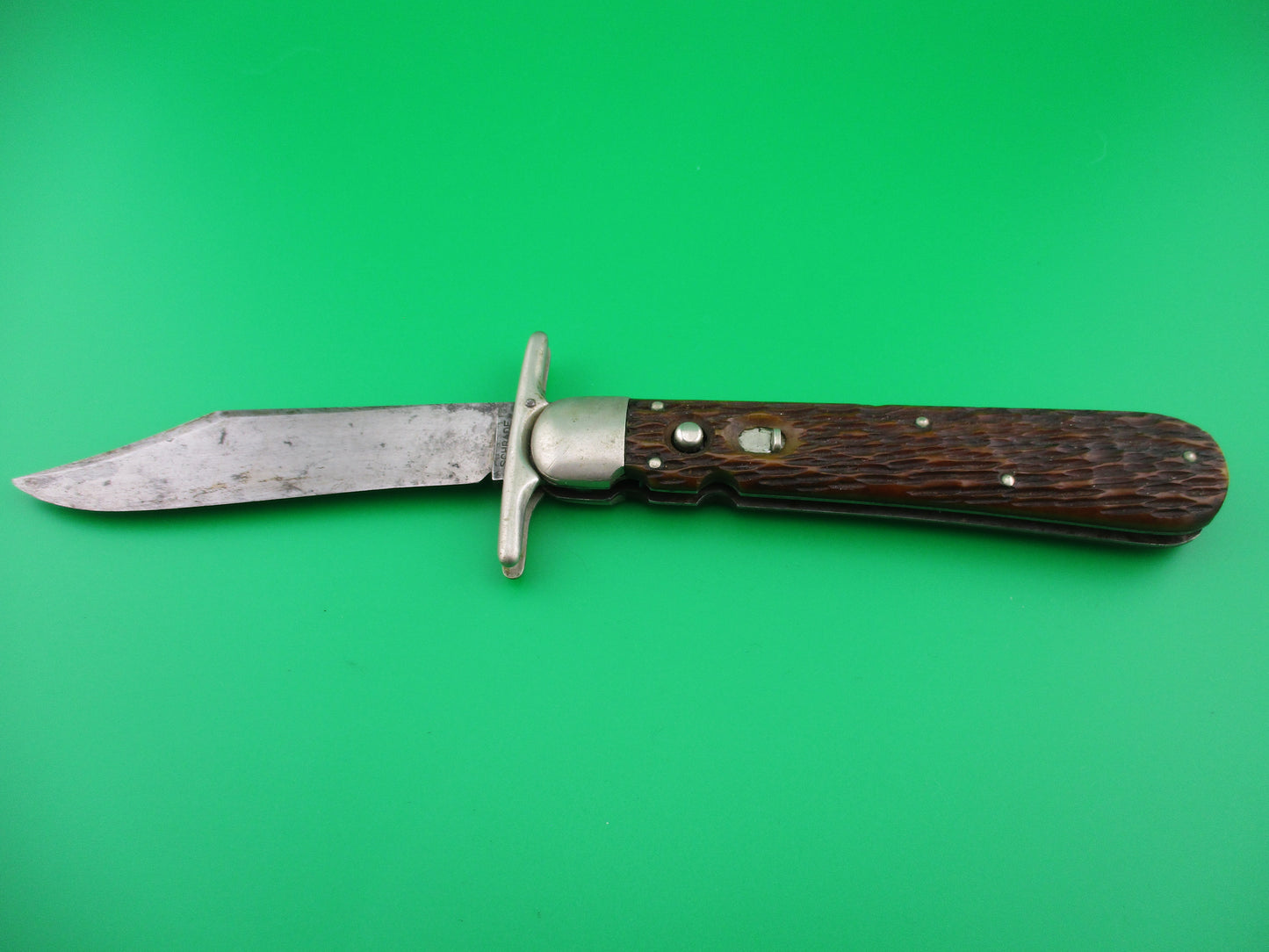 z SCHRADE CUT CO Hunter's Pride Folding Guard Bone Automatic knife