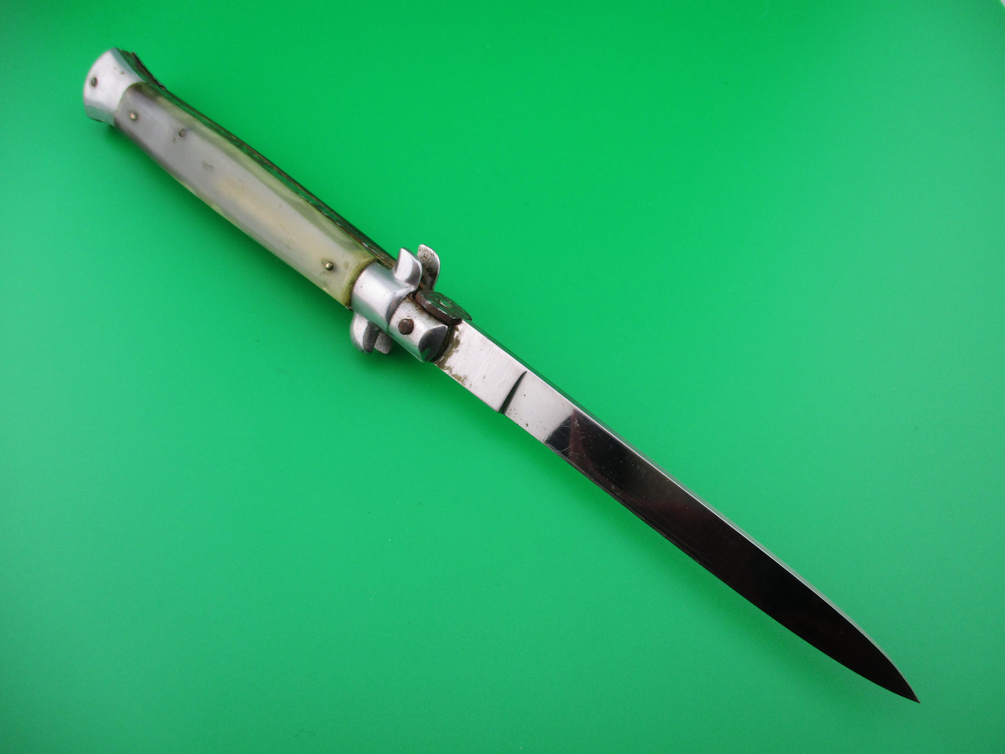 z ROSTFREI 28cm Italian Stiletto Light Green horn switchblade knife