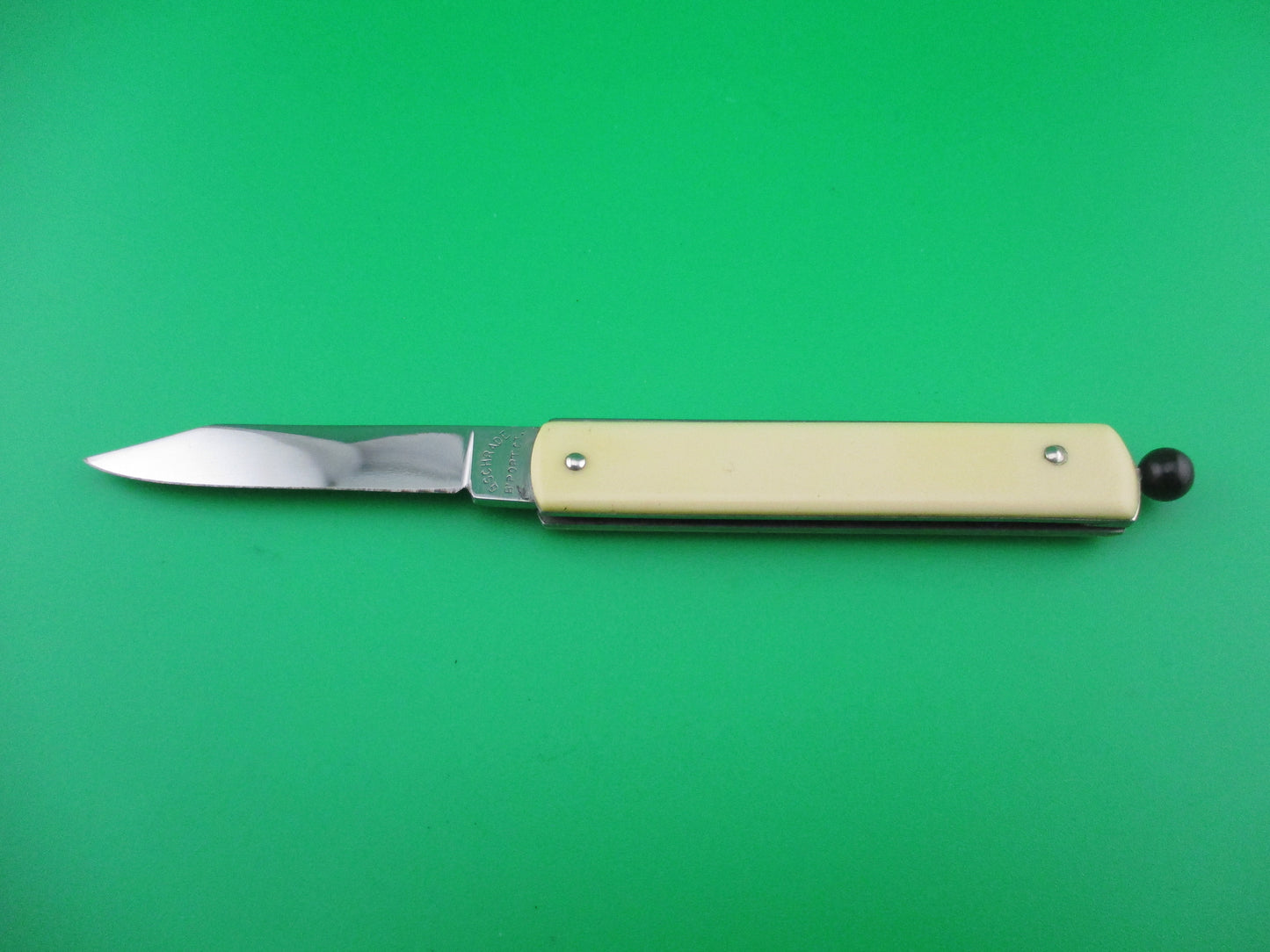 z GEORGE SCHRADE KNIFE CO Pullball Cream switchblade knife like new