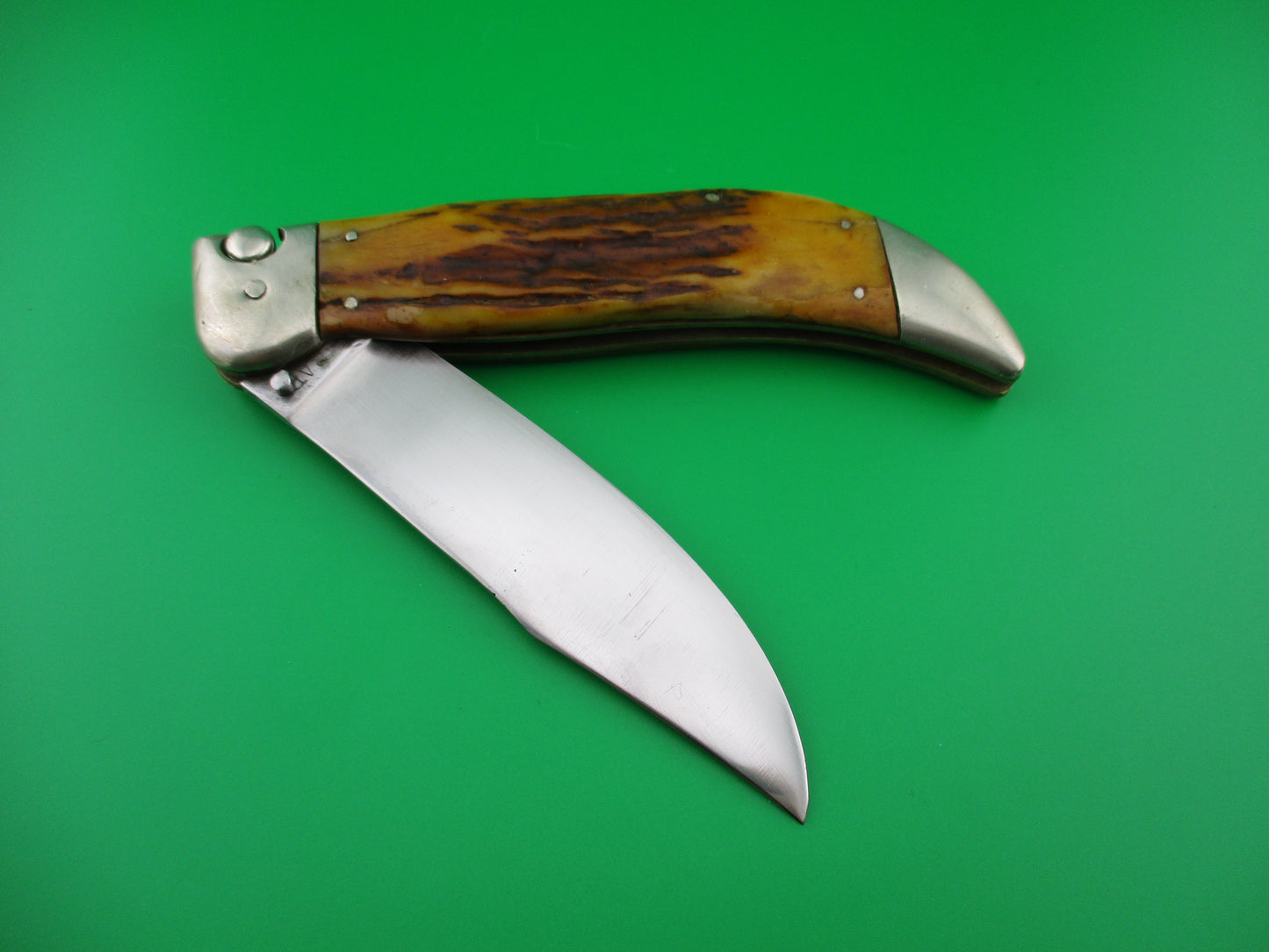 z KaBar Grizzly Stag Vintage #2179 switchblade knife